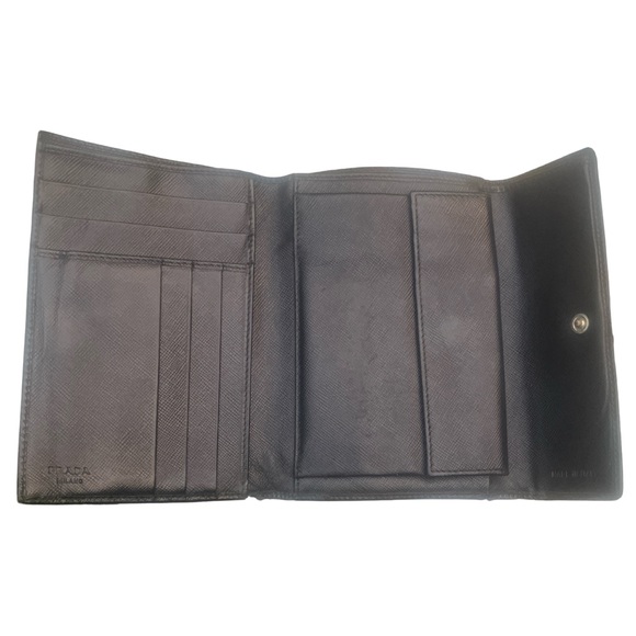 Prada Milano Black Leather Wallet - Picture 4 of 12